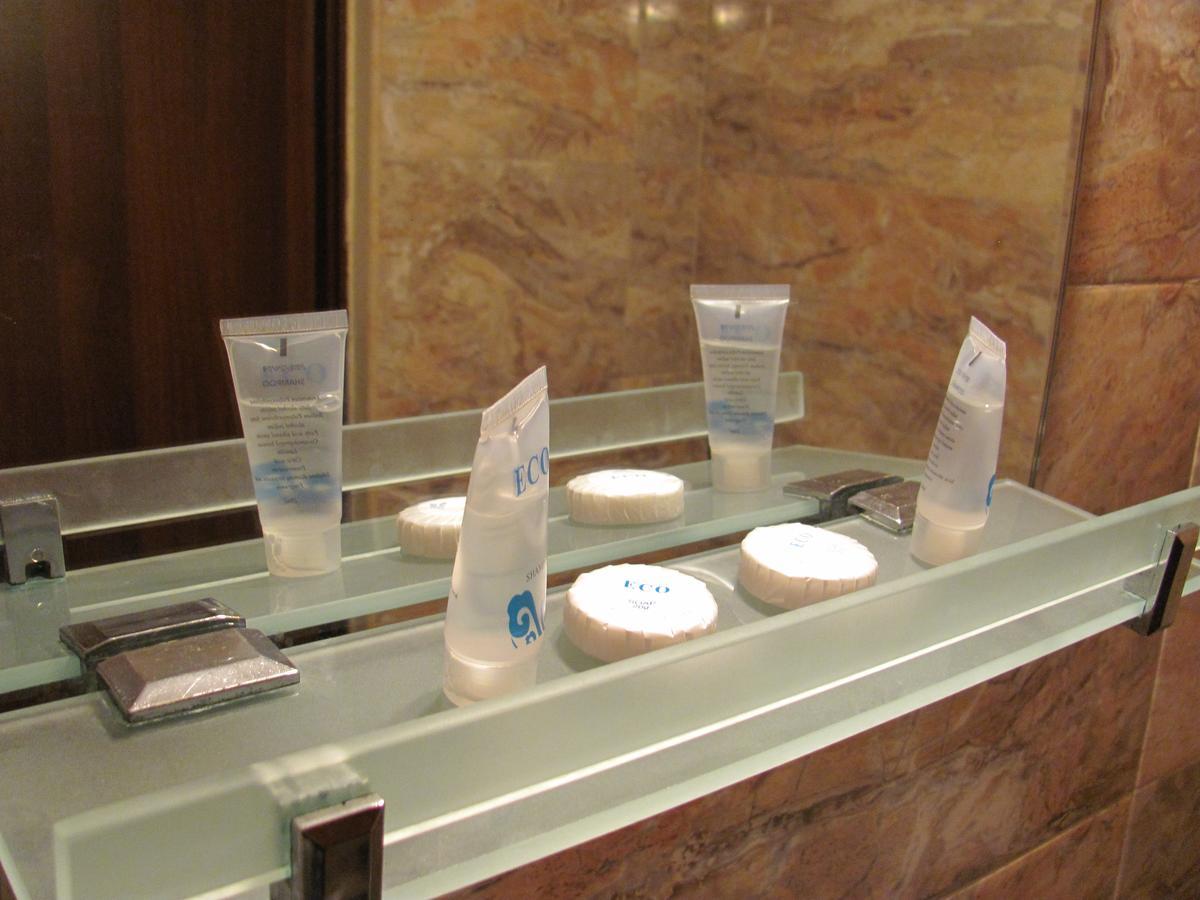Lucky Travelers Room Tbilisi Ngoại thất bức ảnh