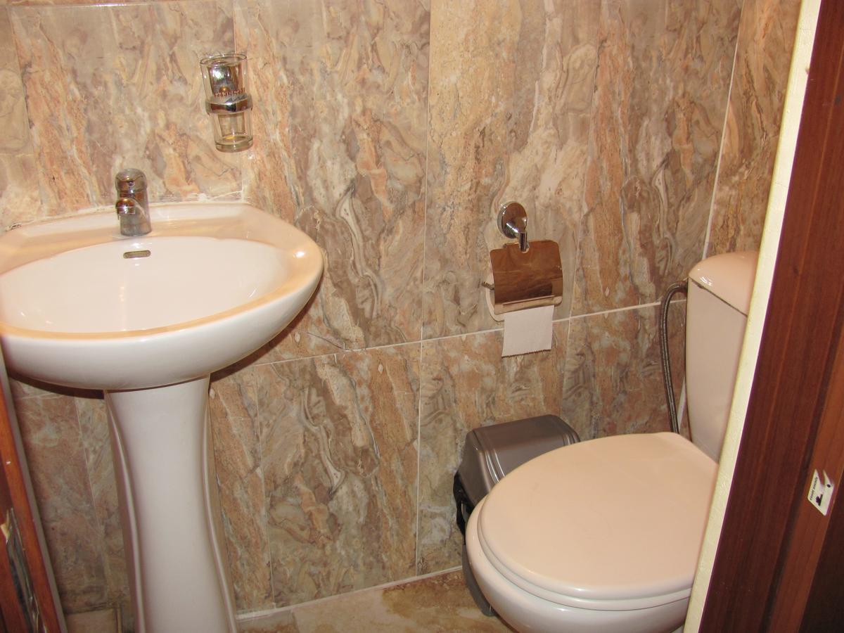 Lucky Travelers Room Tbilisi Ngoại thất bức ảnh