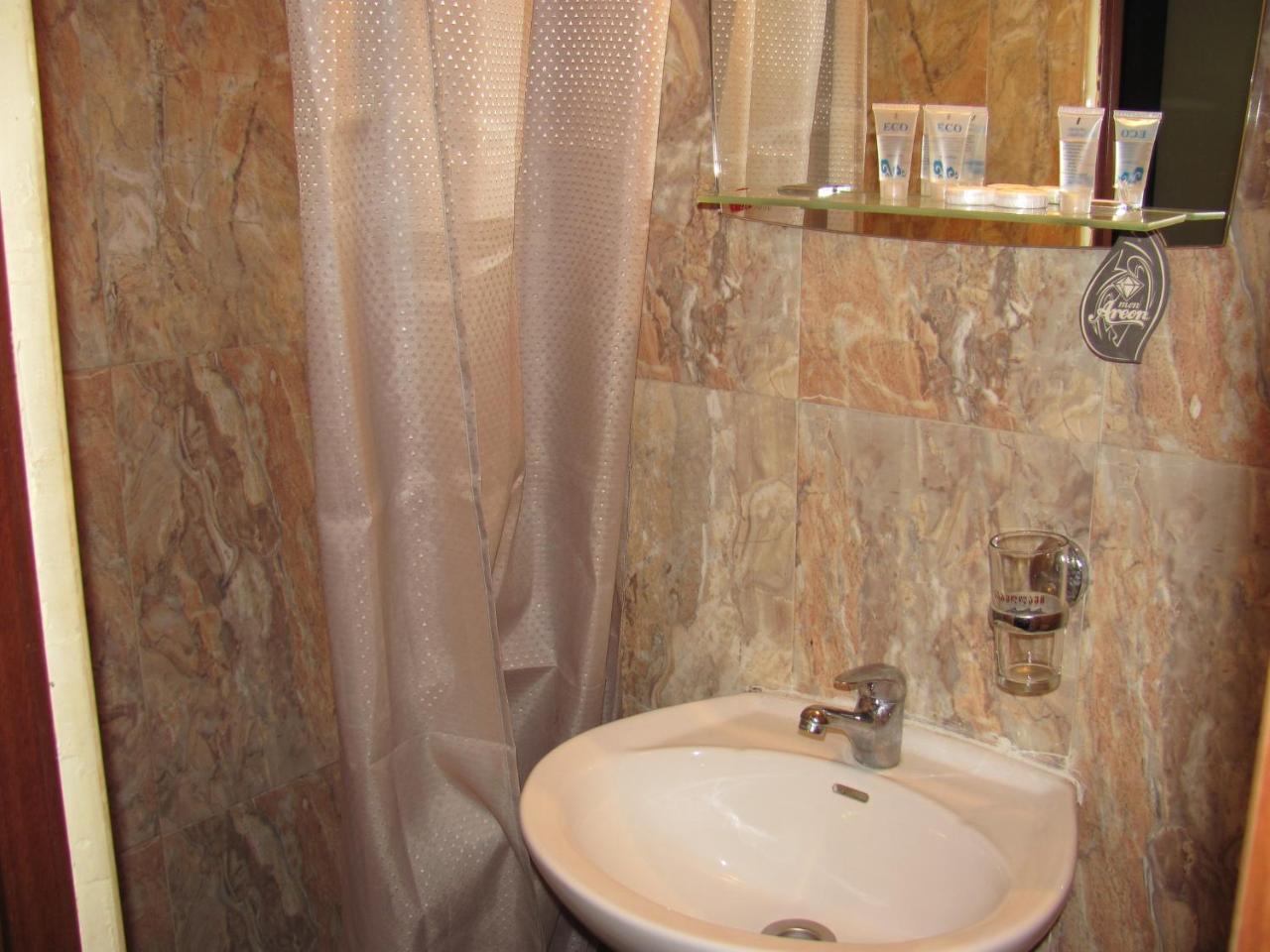 Lucky Travelers Room Tbilisi Ngoại thất bức ảnh