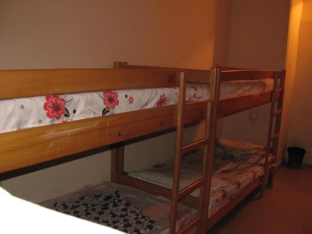 Lucky Travelers Room Tbilisi Phòng bức ảnh